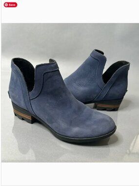 SOREL Women’s Lolla Cut‑Out Bootie in navy blue suede Booties Size 6
(B-1765)